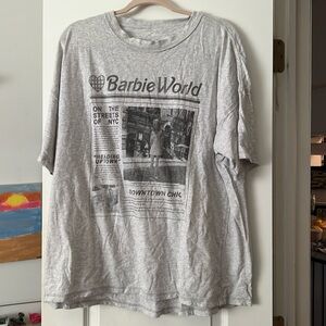 Aerie boyfriend tee Barbie world tee grey size xl